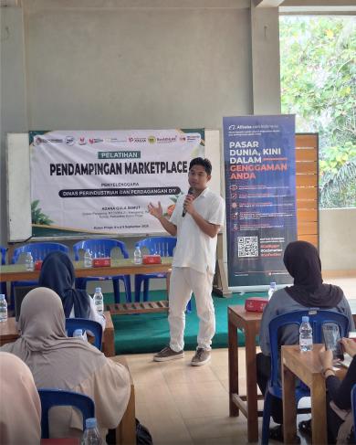 disperindag-diy-dampingi-sentra-gula-semut-kokap-menembus-pasar-global-melalui-marketplace-alibaba